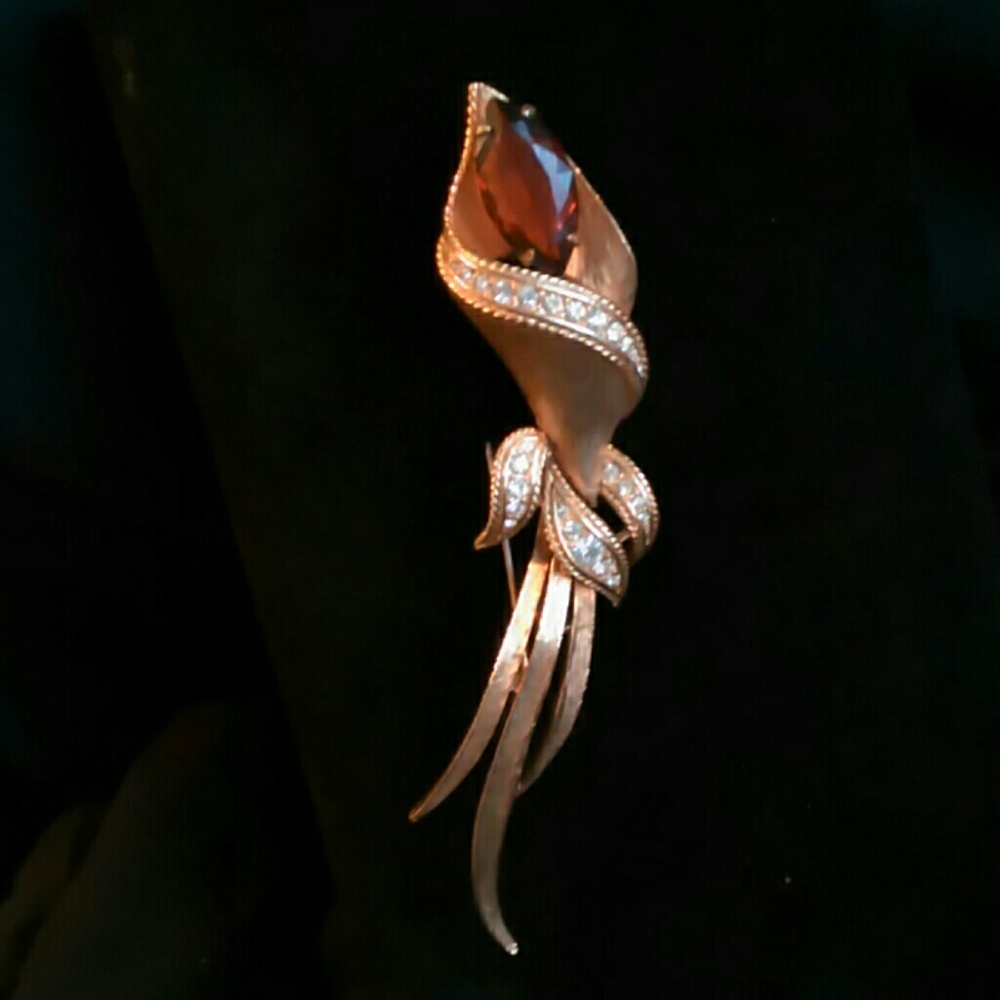 SARA COVENTRY60'S LARGE BROOCH